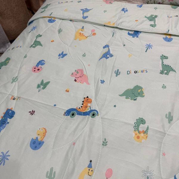 Детское одеяло Baby Dream бирюзовое с динозаврами 150х200 см микрофибра холлофайбер Baby Dream-170-5-10 бірюзовий фото