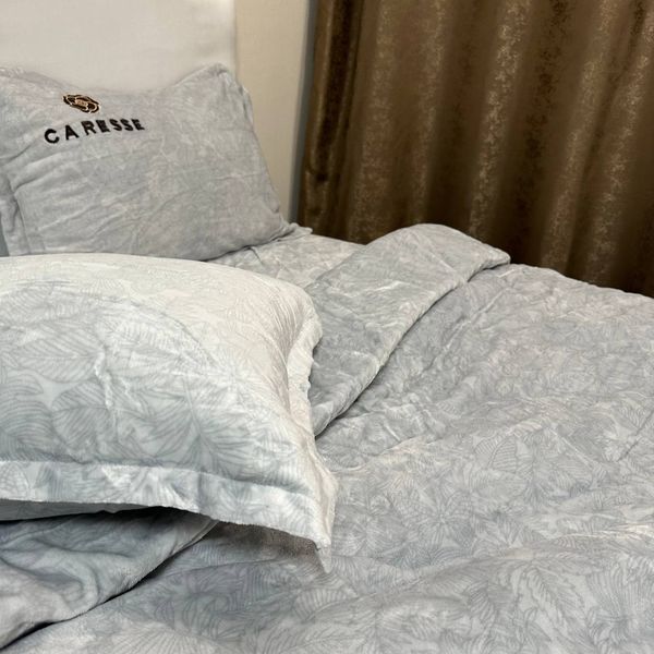 Тепла велюрова Євро постільна білизна Caresse сіра RM-2323-EU фото