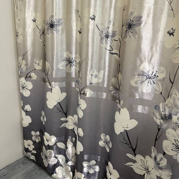 Атласные шторы Камала серые с цветами 150x270 см 2 шт на тесьме Kamala-5 фото