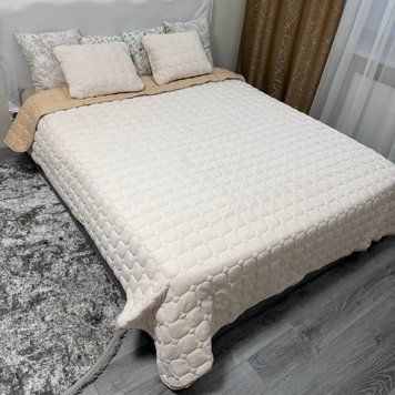 Покрывало стеганое велюровое Роуз 220х240 с подушками 60х40 молочное Cap-Rose-2 фото