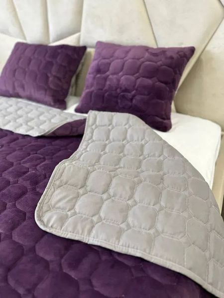 Покрывало стеганое велюровое Роуз 220х240 с подушками 60х40 баклажан Cap-Rose-3 фото